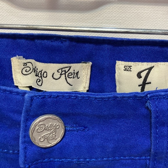 Indigo Rein Blue Denim Bermudas size 7 EUC 11191 - Picture 3 of 4